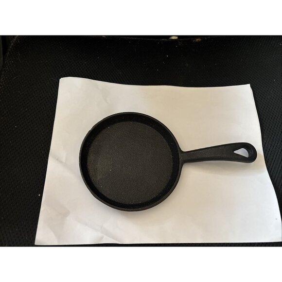 Cast Iron 5" Mini Griddle Frying Pan Skillet Great for Eggs or Crepes - Picture 1 of 2